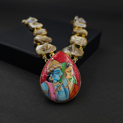 Radha Krishna Shine Necklace with Earning