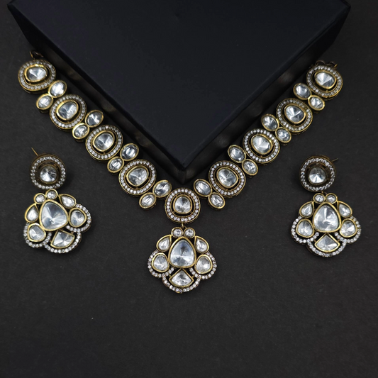 Twon Tone Kundan Necklace with Earning