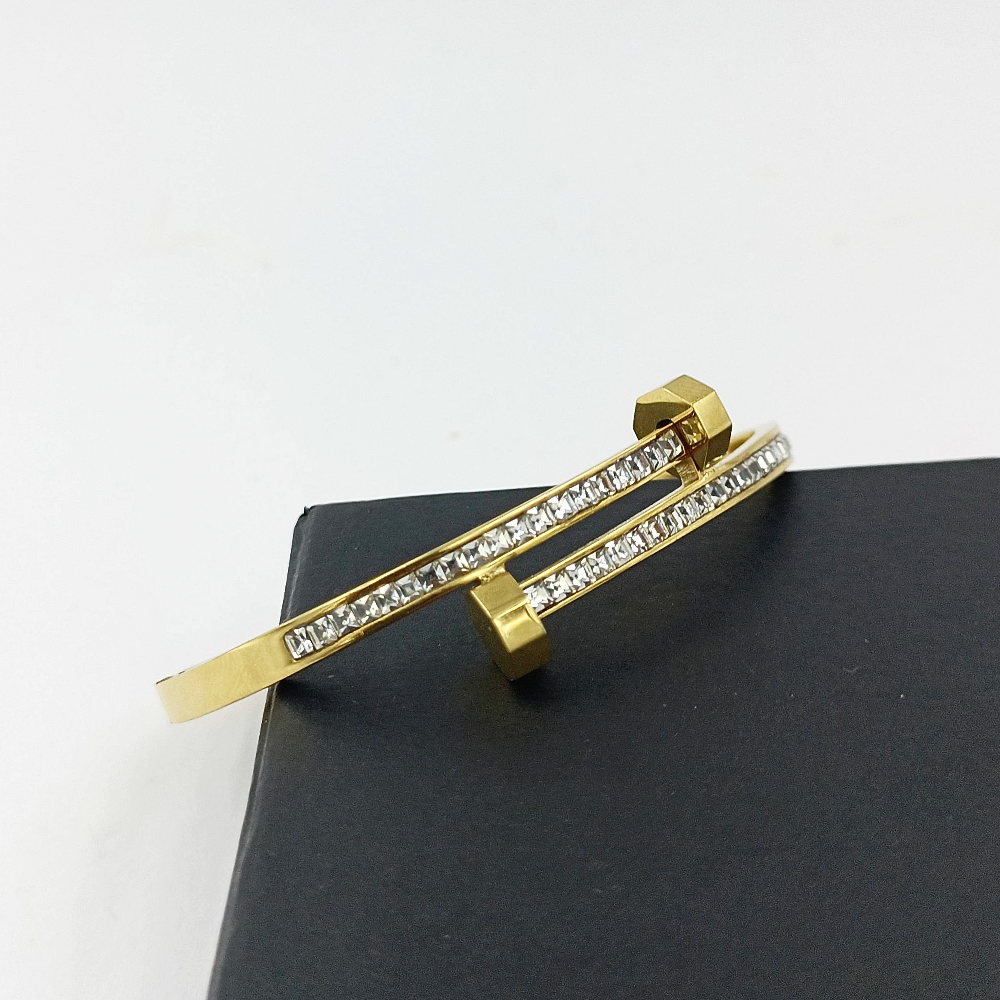 Rosette Gold Bracelet